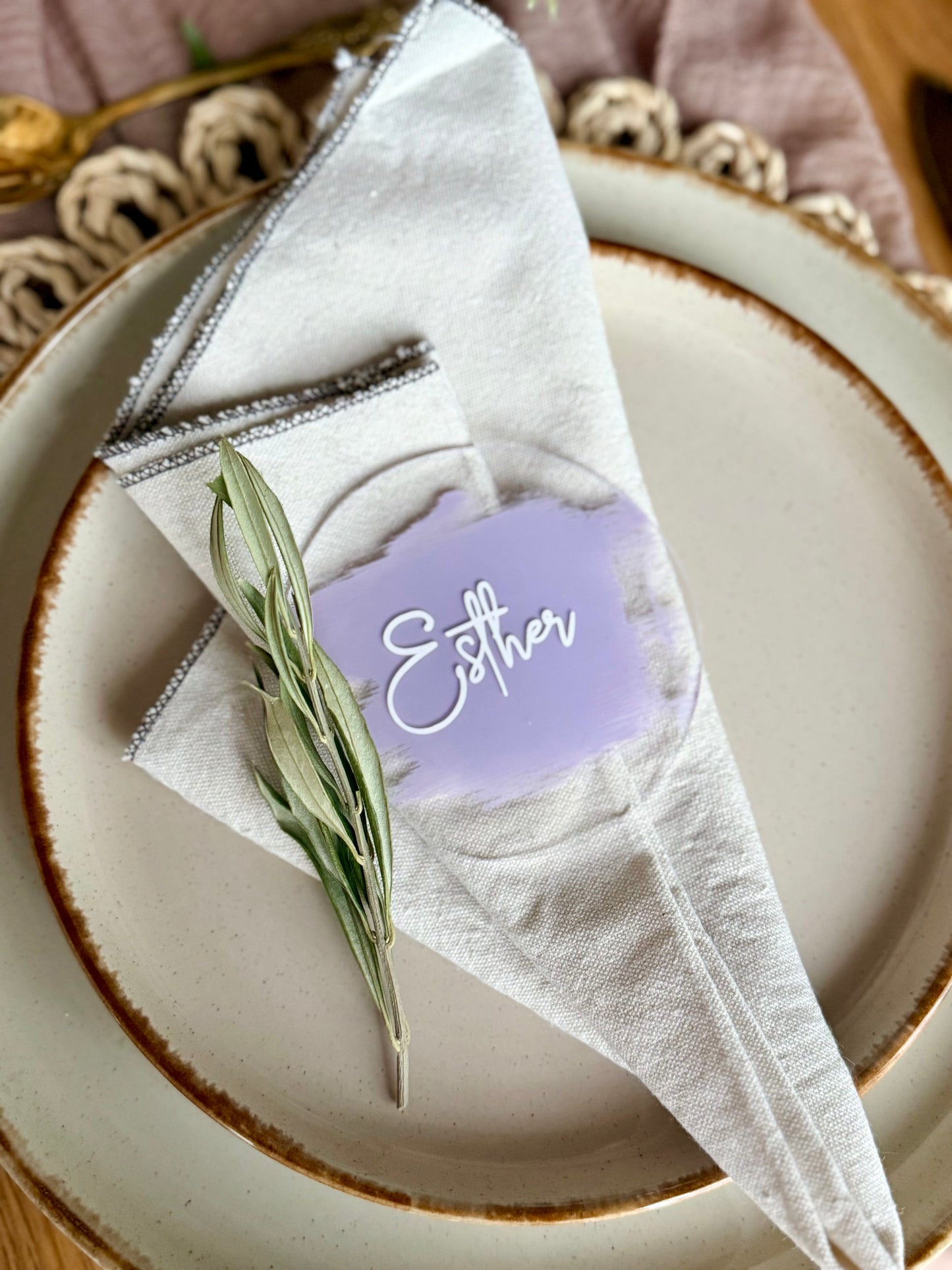 Personalisierte Namenskärtchen aus Acryl in rund | Platzkarten mit Namen | Hochzeit, Geburtstag, Weihnachten | Acryl Kärtchen mit Farbwahl